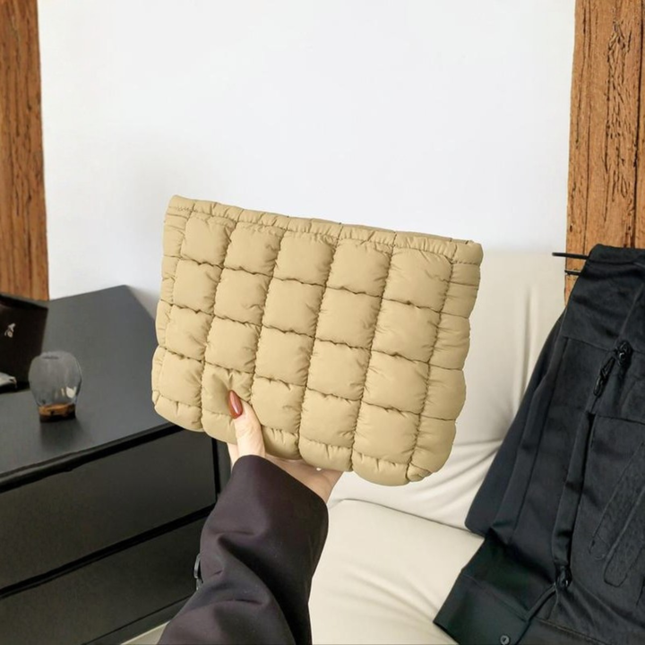 BERRY | Casual Clutch Bag