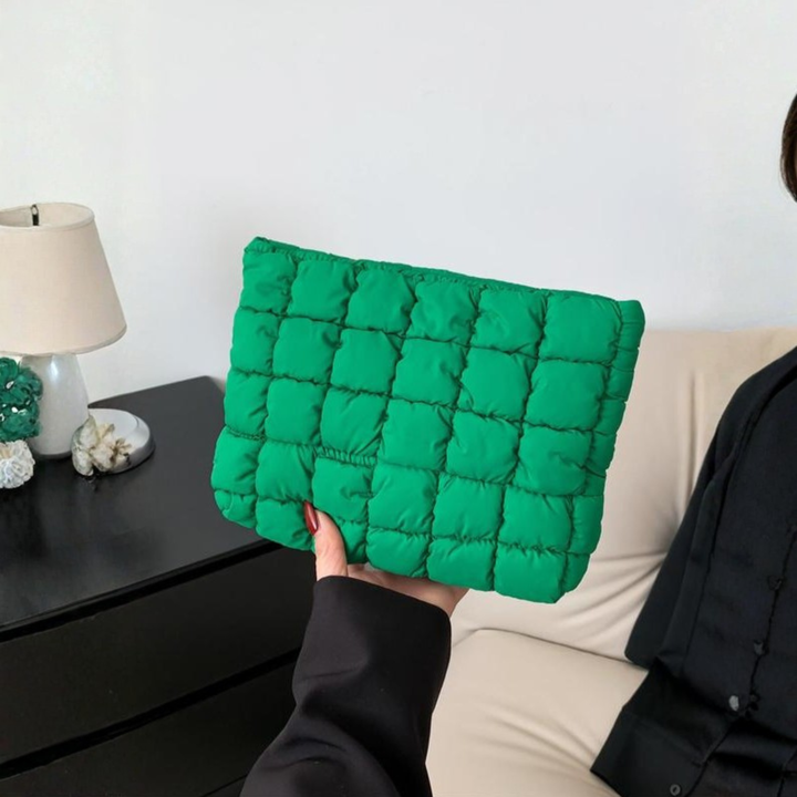 BERRY | Casual Clutch Bag