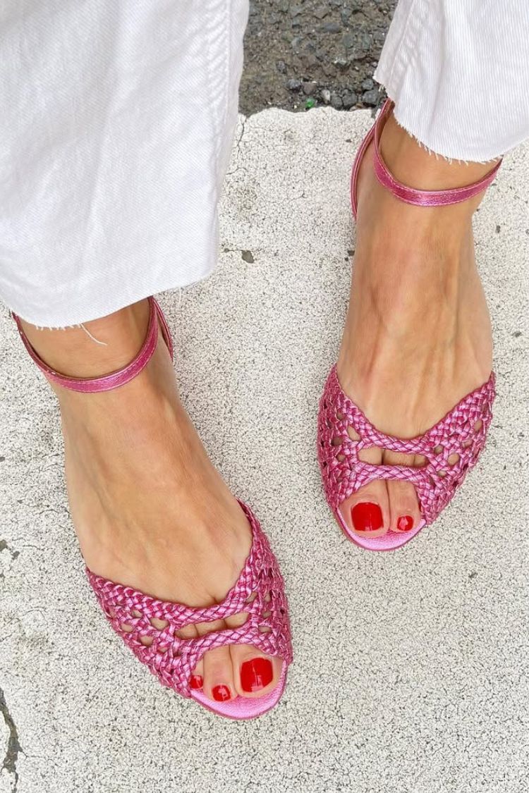 Willow | Golden Woven Sandals