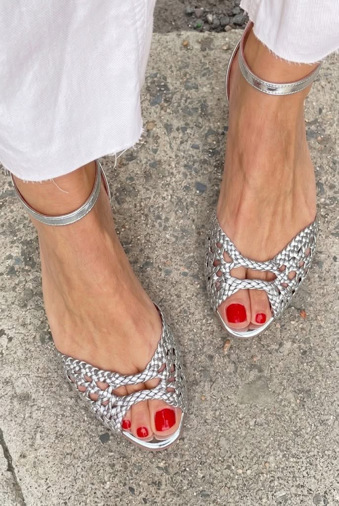 Willow | Golden Woven Sandals