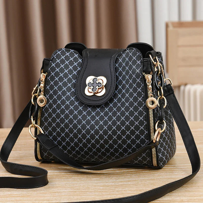 BROKEN HILL | Luxurious Charm Bag